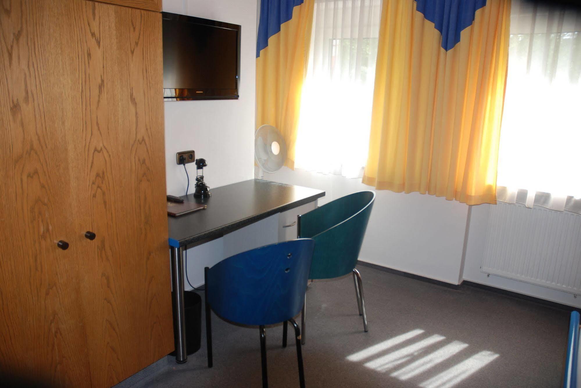 Hotel Zur Post Leipheim Luaran gambar